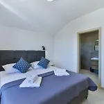 Romantische Mit Pool Und Sauna- In Strandnaehe By Interhome בית נופש פריבלאקה