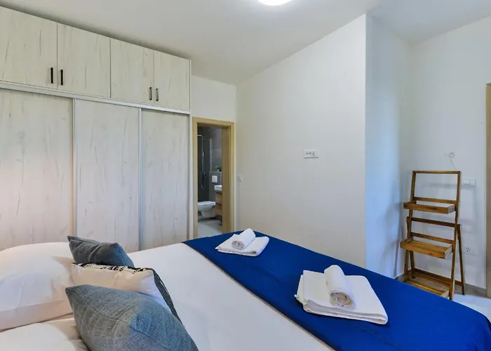 Feriehus Romantische Mit Pool Und Sauna- In Strandnaehe By Interhome *