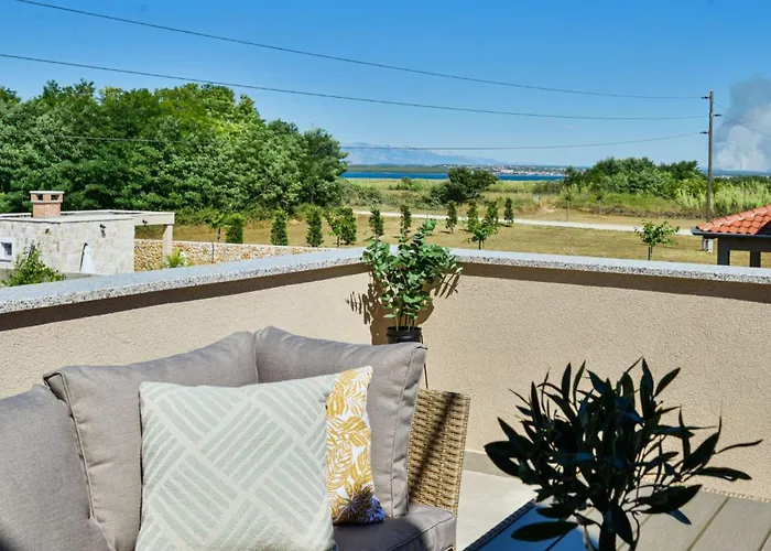 Feriehus Romantische Mit Pool Und Sauna- In Strandnaehe By Interhome