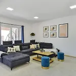 Romantische Mit Pool Und Sauna- In Strandnaehe By Interhome