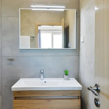 Romantische Mit Pool Und Sauna- In Strandnaehe By Interhome Casa vacanze *