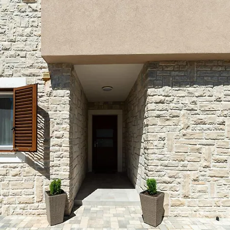 Romantische Mit Pool Und Sauna- In Strandnaehe By Interhome Casa vacanze