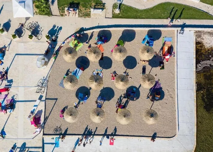 Romantische Mit Pool Und Sauna- In Strandnaehe By Interhome Vakantiehuis Privlaka (Zadar)