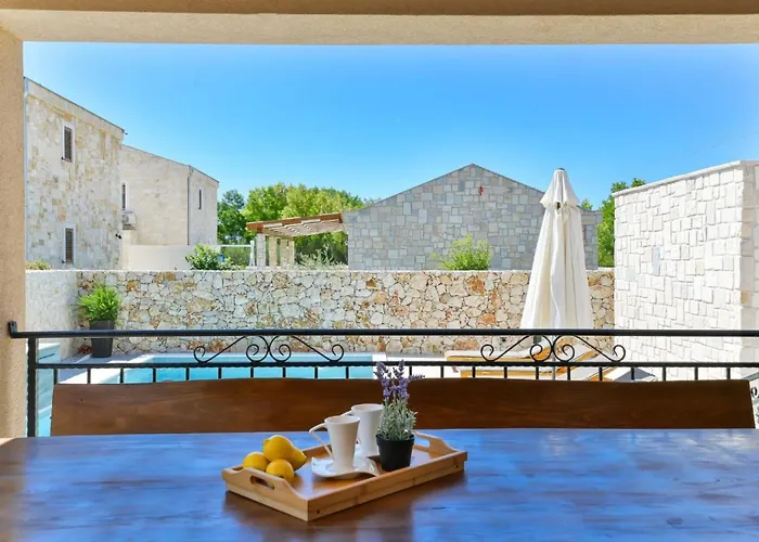 Romantische Mit Pool Und Sauna- In Strandnaehe By Interhome *