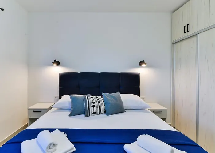 Romantische Mit Pool Und Sauna- In Strandnaehe By Interhome * Privlaka (Zadar)