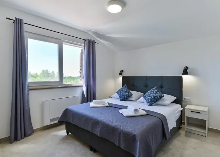 Romantische Mit Pool Und Sauna- In Strandnaehe By Interhome